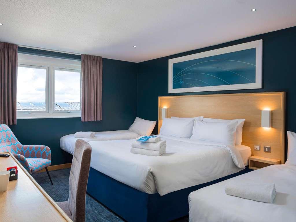 Travelodge Cambridge Central Room photo