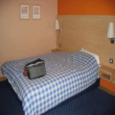 Travelodge Cambridge Central Exterior photo